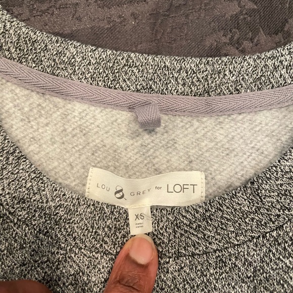 Lou & Grey Heart Emoji Fleeceback Sweatshirt Size XS New with tags - Picture 2 of 6